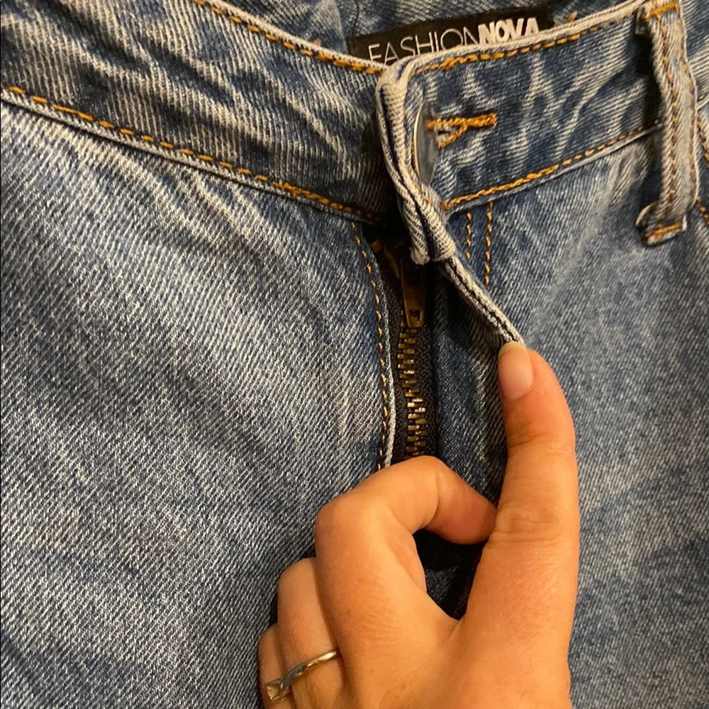 Fashion Nova Blue Distressed Wide Leg Jeans - Picture 6 of 14